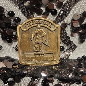 🏴‍☠️RARE Original Captain Morgan Jamaican rum belt buckle. Very good con